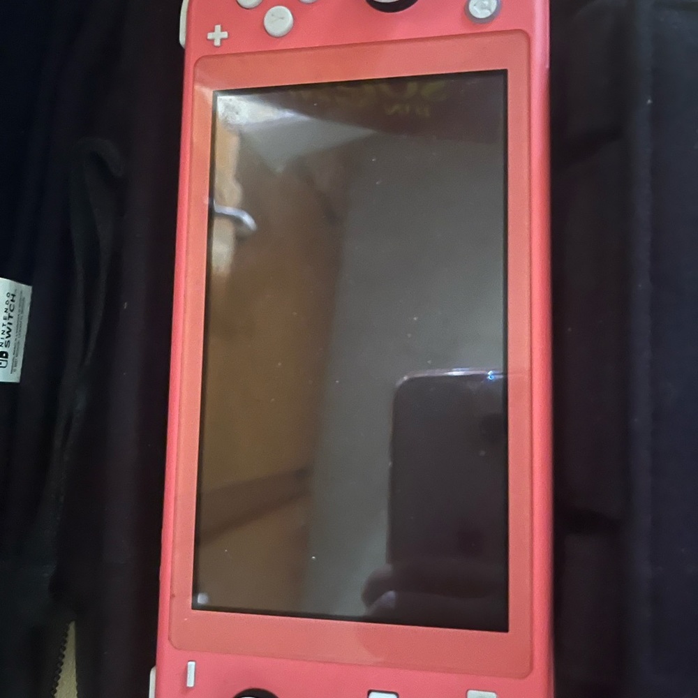 Nintendo switch - Picture 2 of 3